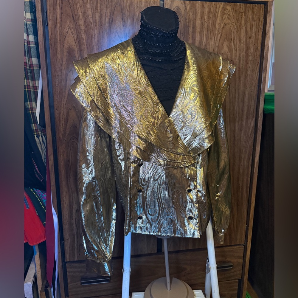 Vintage 70s/80s gold double breasted jacket with statement collar